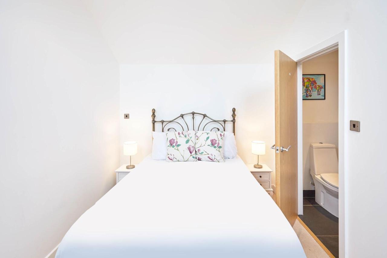 Host & Stay - Penthouse Pad 斯卡伯勒 外观 照片